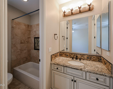 2434 E Roma Avenue - Photo Thumbnail 26