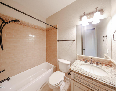 2434 E Roma Avenue - Photo Thumbnail 18