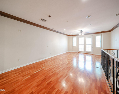 2434 E Roma Avenue - Photo Thumbnail 13
