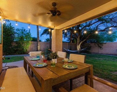 5851 E Beck Lane - Photo Thumbnail 7