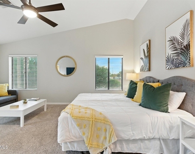 5851 E Beck Lane - Photo Thumbnail 30