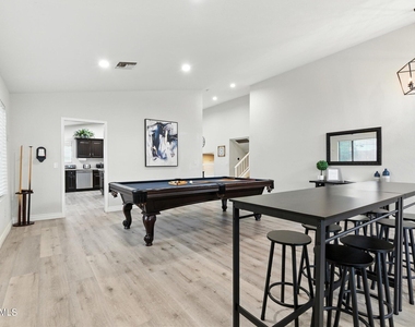 5851 E Beck Lane - Photo Thumbnail 24
