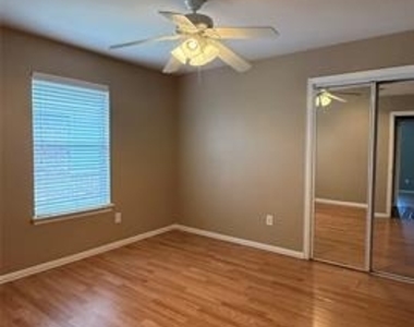 929 Mesa Vista Drive - Photo Thumbnail 14