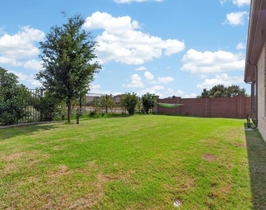 636 Corner Post Path - Photo Thumbnail 34