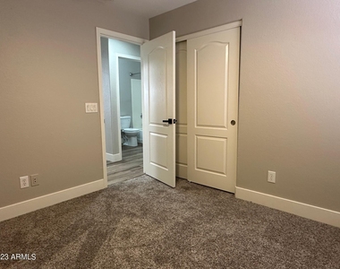 2523 W White Feather Lane - Photo Thumbnail 1
