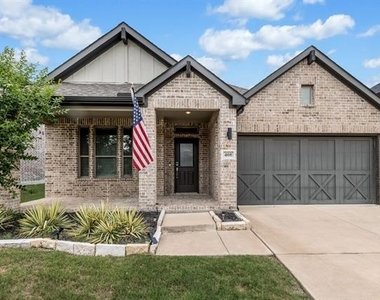 468 Pebble Brook Lane - Photo Thumbnail 1
