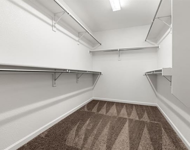468 Pebble Brook Lane - Photo Thumbnail 23