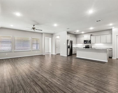 468 Pebble Brook Lane - Photo Thumbnail 10