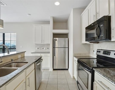 6159 Oram Street - Photo Thumbnail 9