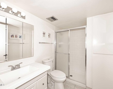 7910 E Camelback Road - Photo Thumbnail 11