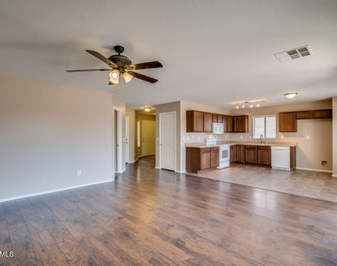 17936 N Lettere Circle - Photo Thumbnail 2