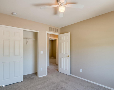 17936 N Lettere Circle - Photo Thumbnail 6