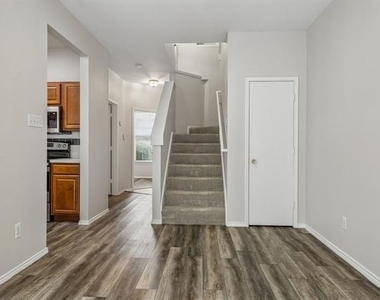 3938 Pickett Place - Photo Thumbnail 15