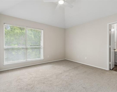 3938 Pickett Place - Photo Thumbnail 16