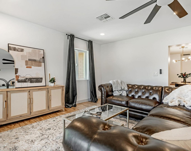 7018 N 13th Street - Photo Thumbnail 45