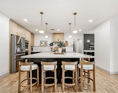 7018 N 13th Street - Photo Thumbnail 43