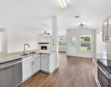 4008 Vinyard Way - Photo Thumbnail 14