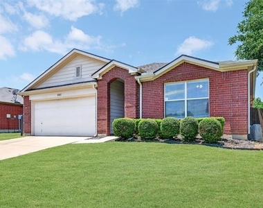 4008 Vinyard Way - Photo Thumbnail 1