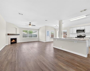 4008 Vinyard Way - Photo Thumbnail 9