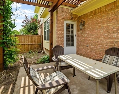 2205 Pittner Lane - Photo Thumbnail 17