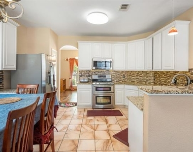2205 Pittner Lane - Photo Thumbnail 16