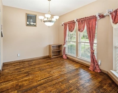 2205 Pittner Lane - Photo Thumbnail 10
