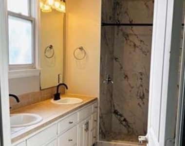 4511 Junius Street - Photo Thumbnail 12