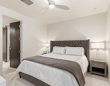 2600 W 7th Street - Photo Thumbnail 16