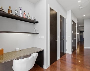 2600 W 7th Street - Photo Thumbnail 4