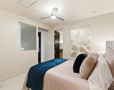 2600 W 7th Street - Photo Thumbnail 11