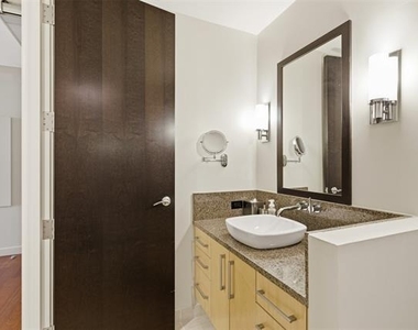 2600 W 7th Street - Photo Thumbnail 14