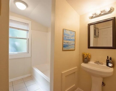 5405 Worth Street - Photo Thumbnail 14