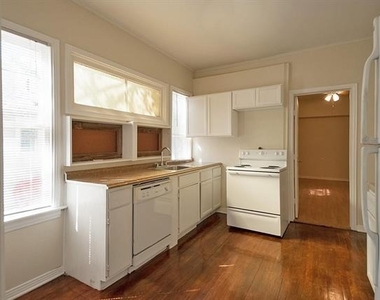 5405 Worth Street - Photo Thumbnail 7
