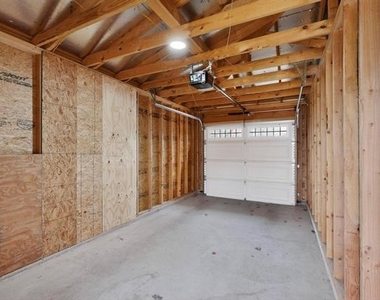 1707 Mariposa Drive - Photo Thumbnail 20