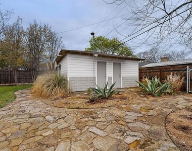 1707 Mariposa Drive - Photo Thumbnail 19