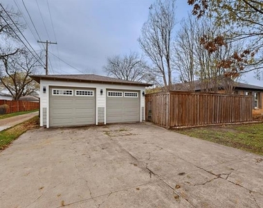1707 Mariposa Drive - Photo Thumbnail 21
