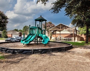 1796 Barton Springs Drive - Photo Thumbnail 16
