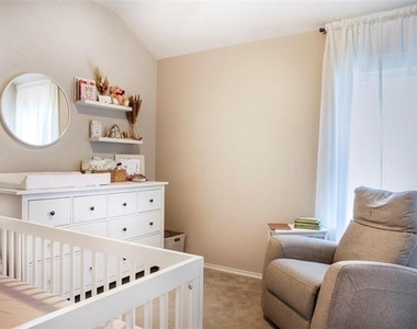 1796 Barton Springs Drive - Photo Thumbnail 8