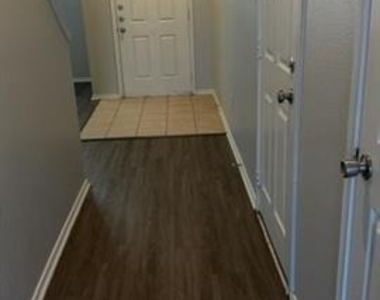 2053 Meadow Park Drive - Photo Thumbnail 5