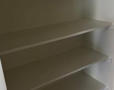 2053 Meadow Park Drive - Photo Thumbnail 8
