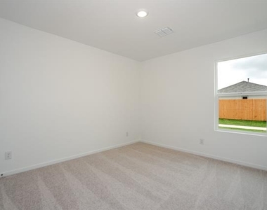 1419 Merlin Bluff Street - Photo Thumbnail 18