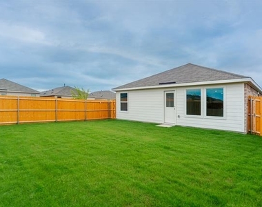 1419 Merlin Bluff Street - Photo Thumbnail 21