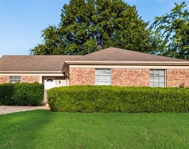 7204 Shadow Bend Drive - Photo Thumbnail 29