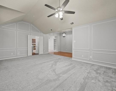 2329 Penrose Drive - Photo Thumbnail 4