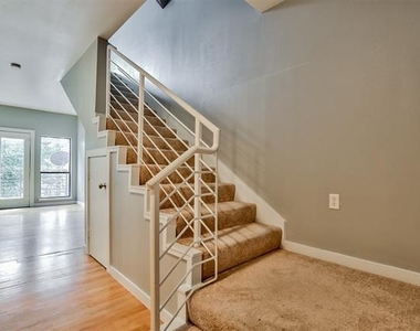 4108 Office Parkway - Photo Thumbnail 1