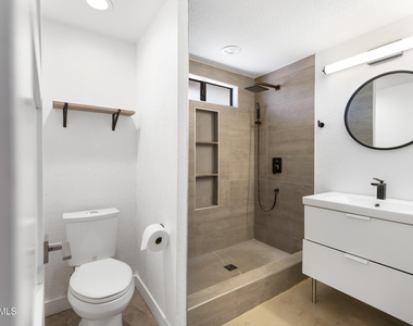 934a W Parkway Boulevard - Photo Thumbnail 10