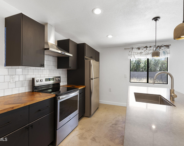 934a W Parkway Boulevard - Photo Thumbnail 6