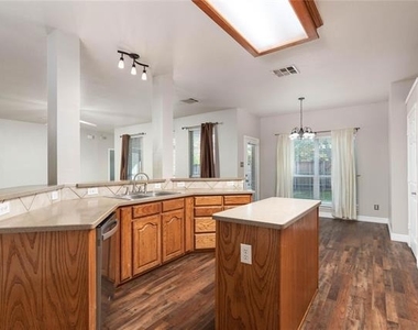 15507 Appaloosa Drive - Photo Thumbnail 9