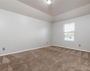 15507 Appaloosa Drive - Photo Thumbnail 19