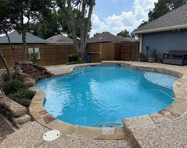 730 Blue Oak Drive - Photo Thumbnail 27